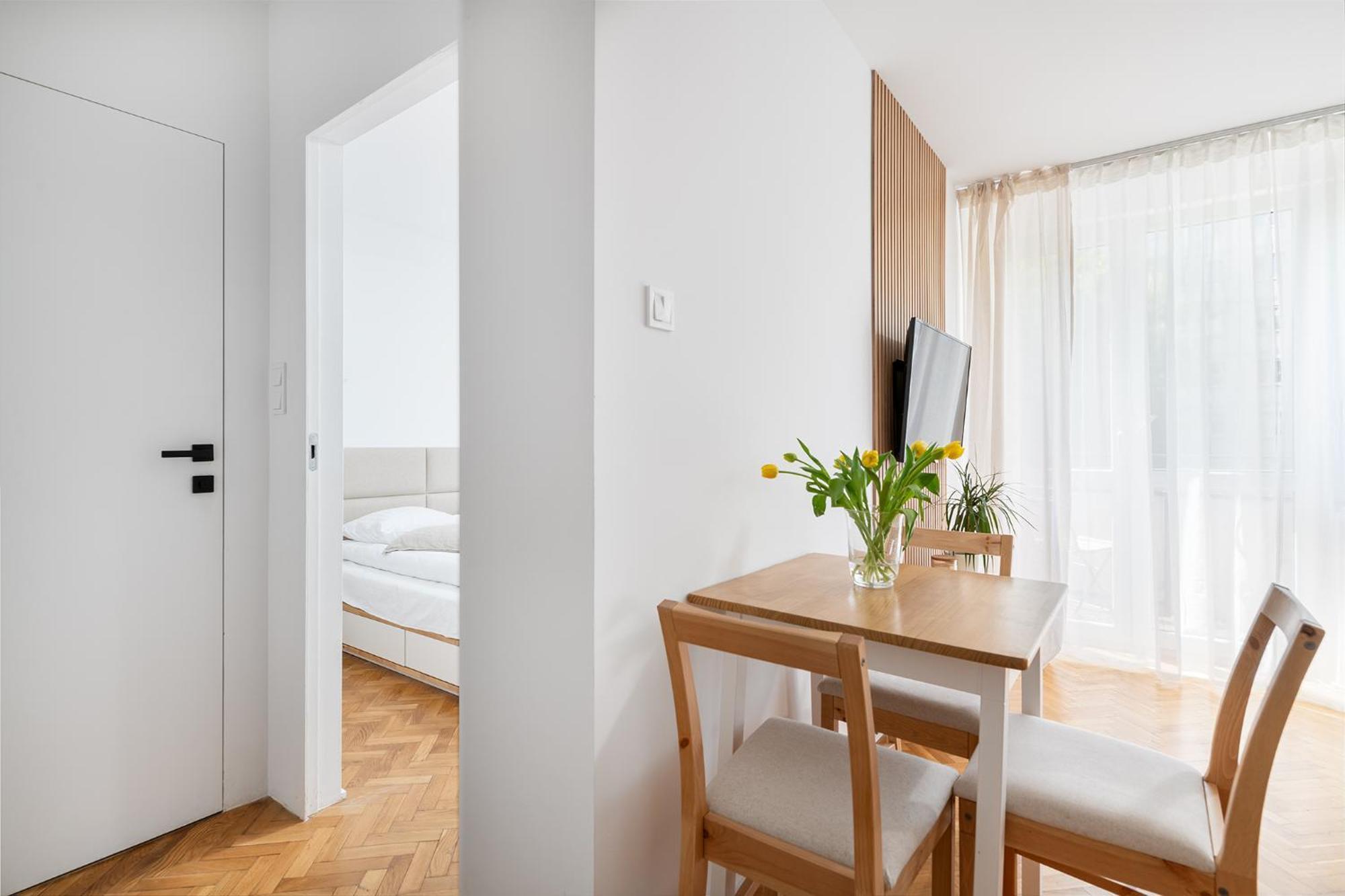 Rentplanet - Apartamenty Przy Palacu Kultury I Nauki วอร์ซอ ภายนอก รูปภาพ